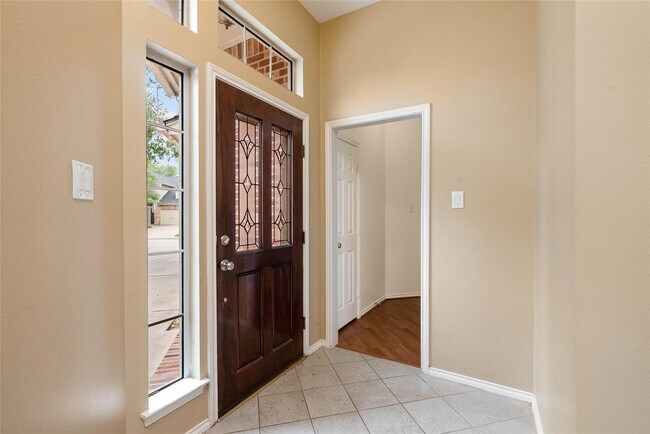 Building Photo - 21506 Willow Glade Dr