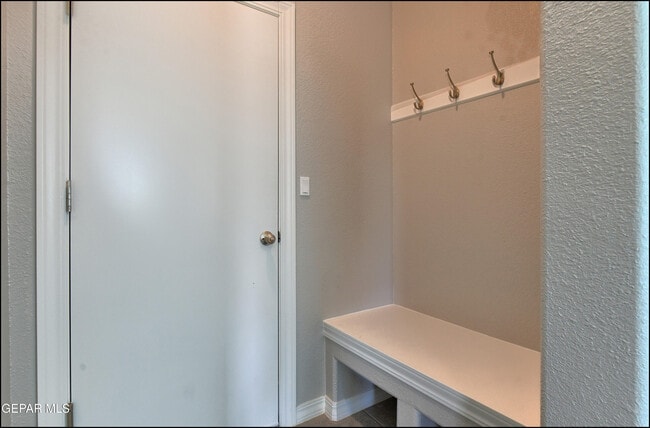 Building Photo - 12868 Star Gaze Ave