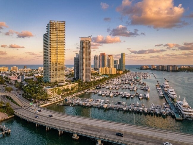 Building Photo - 450 Alton Rd