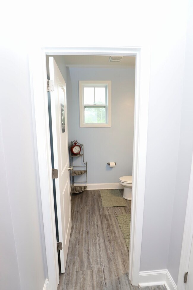 Building Photo - 525 Kittiwake Ln