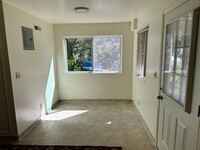 Building Photo - Cozy Monterey Unit