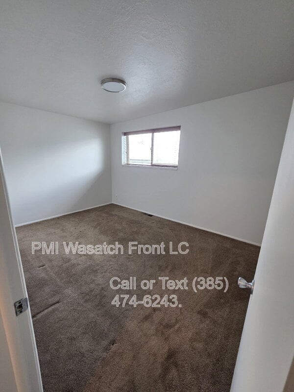 Building Photo - 1268 E Hudson Ave