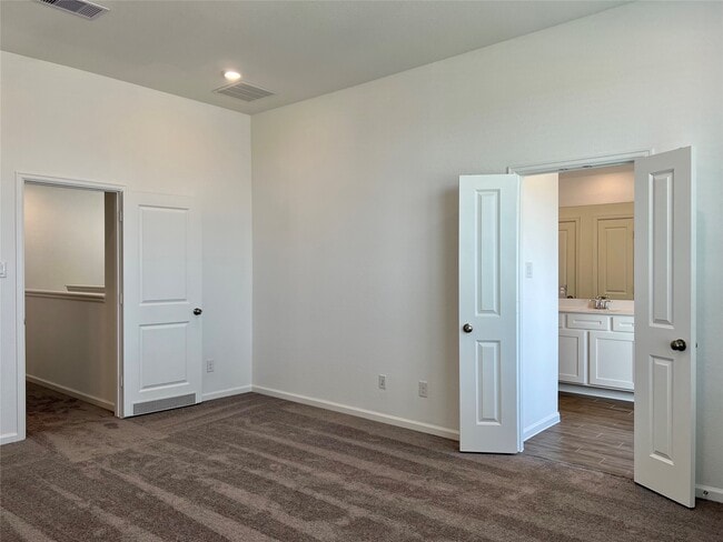 Building Photo - 5719 Foggy Vine Ct