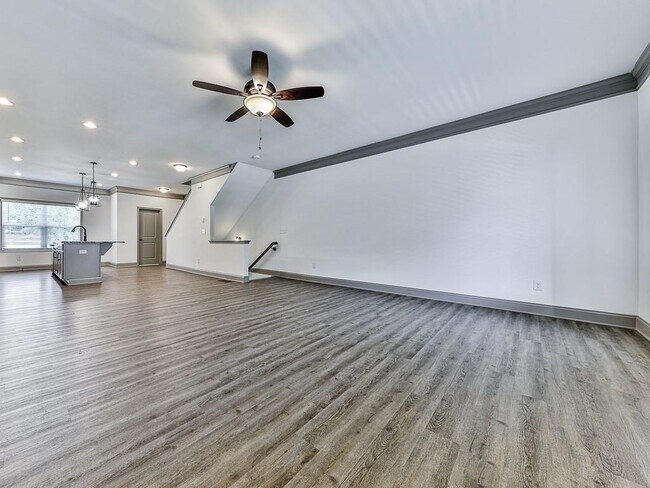 Building Photo - 419 Stovall Pl