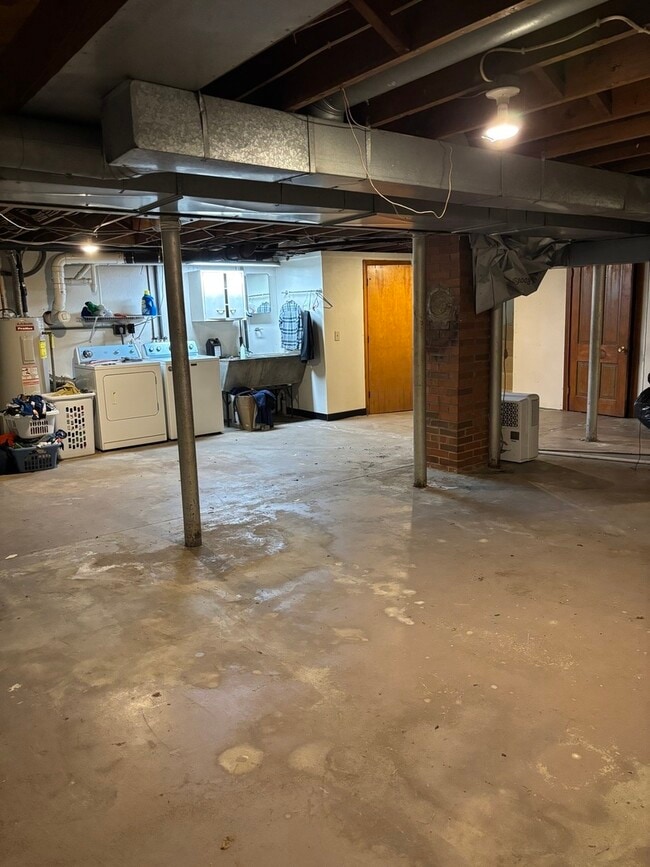 Building Photo - 1641 N 4650th Rd