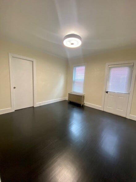 Building Photo - 840 South St