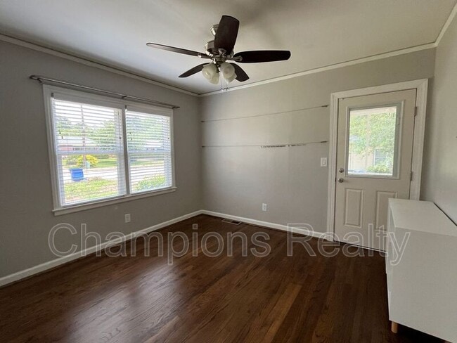 Building Photo - 3627 Gurley Dr