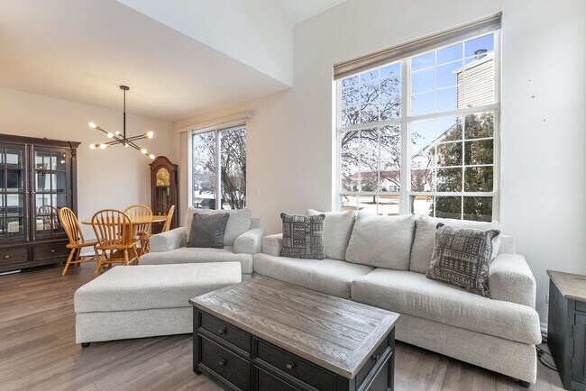 Building Photo - 17794 W Salisbury Dr