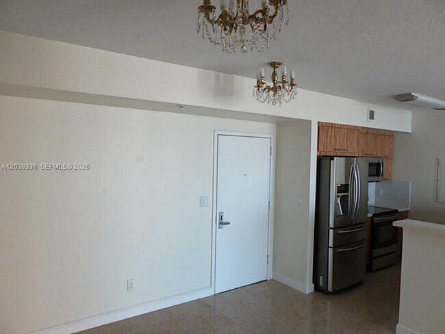 Building Photo - 325 S Biscayne Blvd