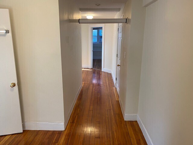 Building Photo - 25 Mount Hood Rd