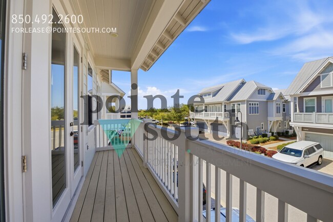 Building Photo - 26 E Pine Lands Lp