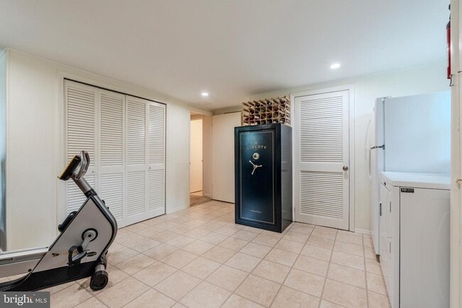 Building Photo - 8717 Higdon Dr