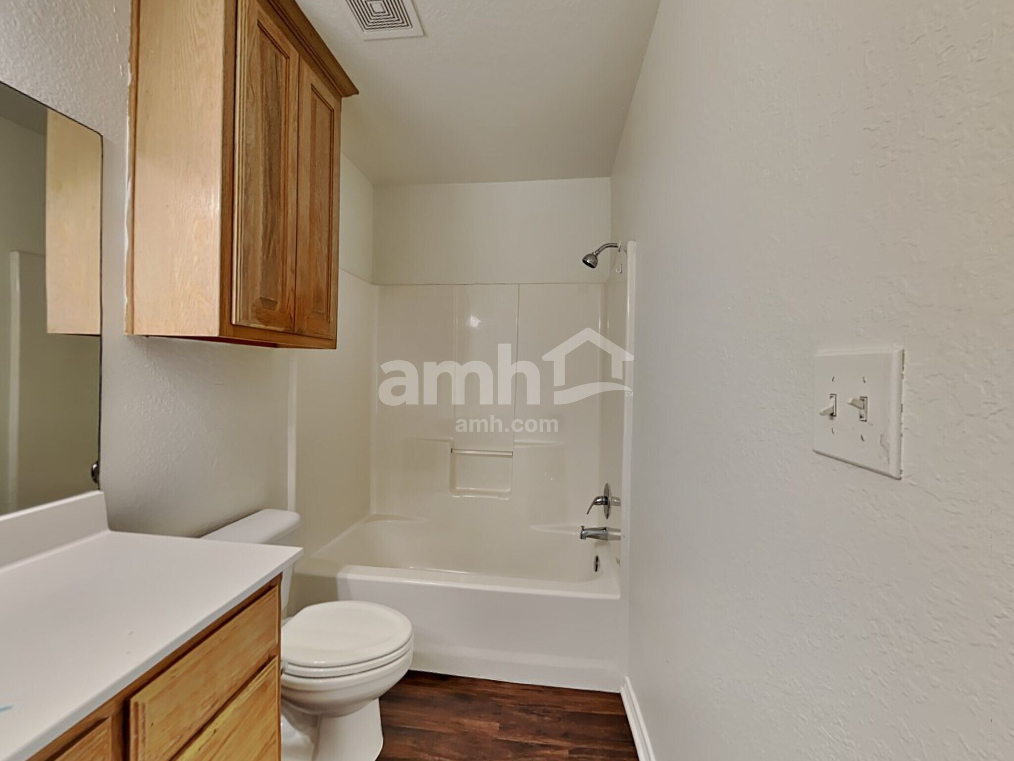 Building Photo - 129 N Point Dr