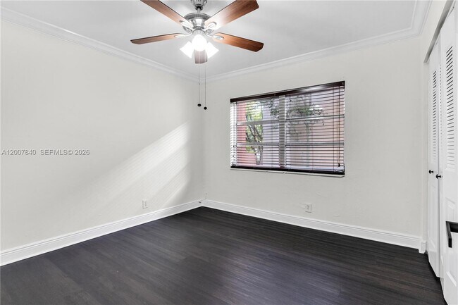 Building Photo - 13715 Kendale Lakes Cir