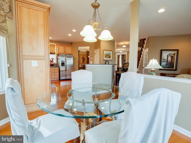 Building Photo - 23152 Evergreen Ridge Dr