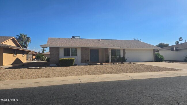 Building Photo - 10715 W Tropicana Cir