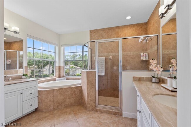 Building Photo - 12730 Aviano Dr