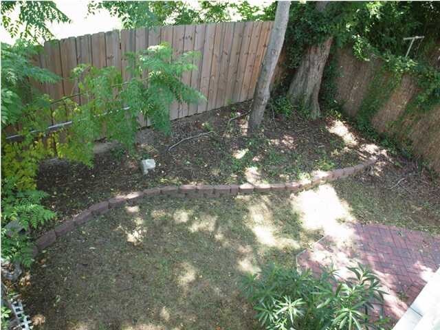 Building Photo - 17 Hampden Ct