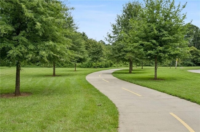 Building Photo - 3036 Will Rogers Pl SE