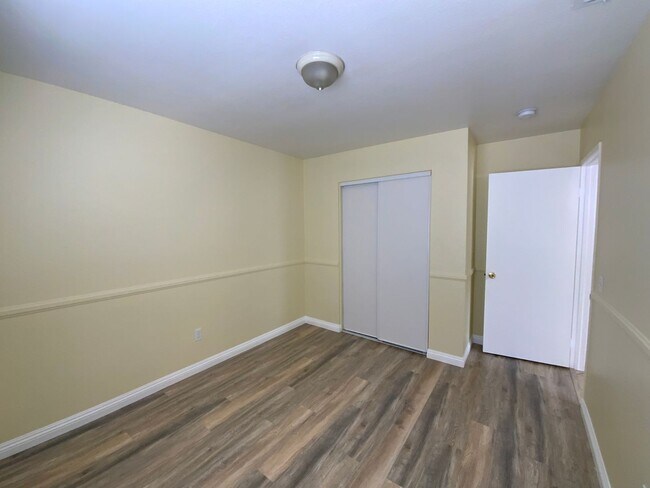 Building Photo - 31651 Willow View Pl