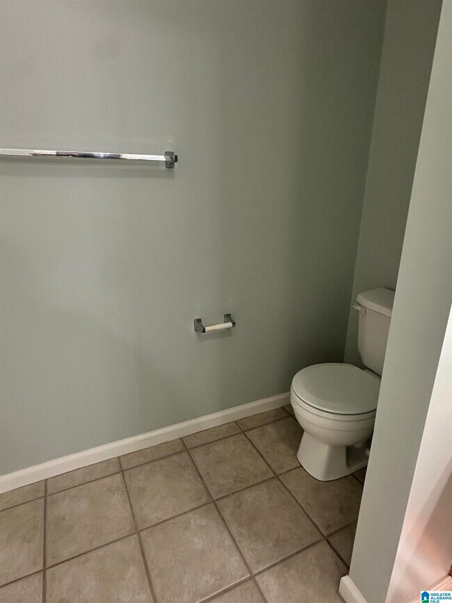 Building Photo - 525 Hackberry Ridge Cove