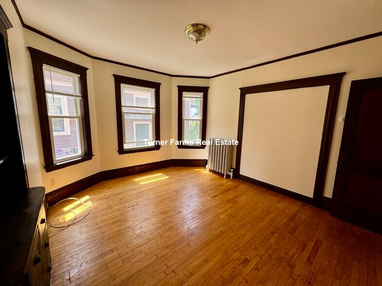 Building Photo - 41 Michigan Ave