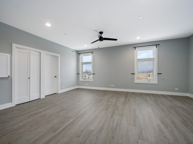 Building Photo - 5528 W Gettysburg St