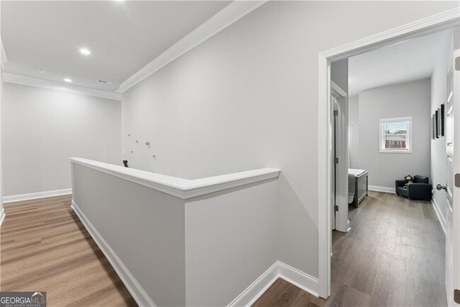 Building Photo - 3368 Sarah Trl