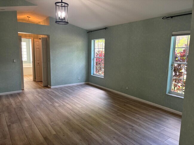 Building Photo - 23426 Alzira Cir