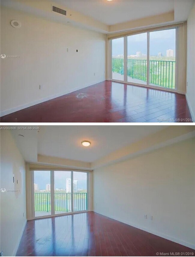 Building Photo - 20000 E Country Club Dr