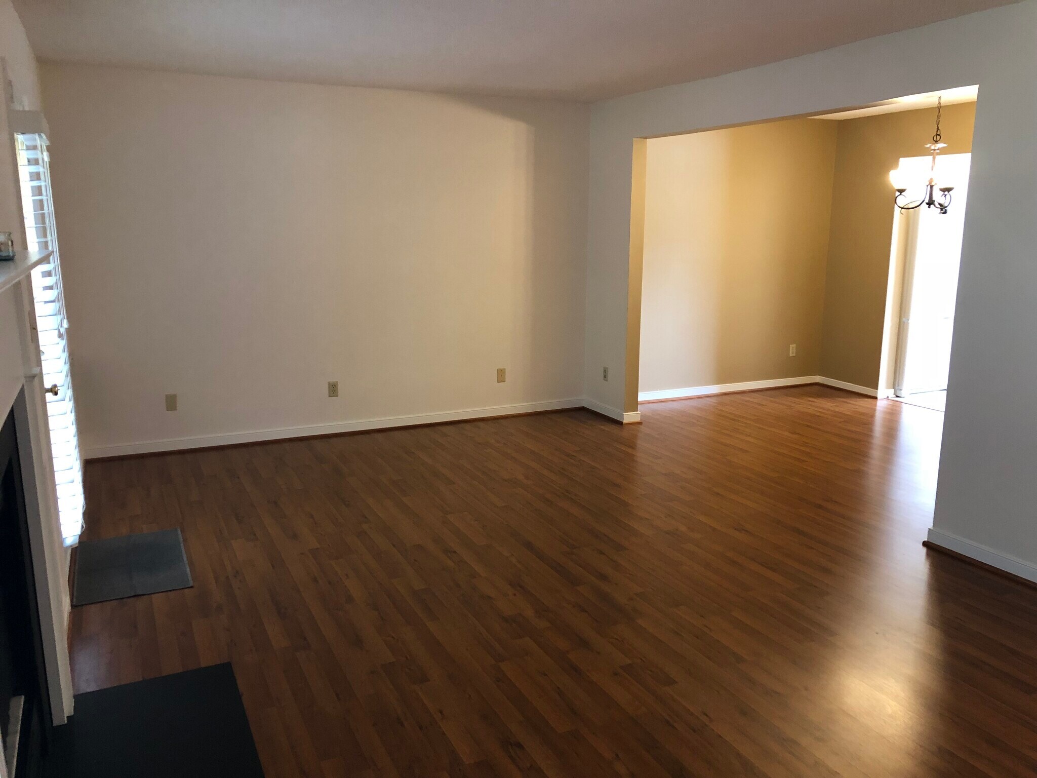 Building Photo - 4114 Bush Lake Dr
