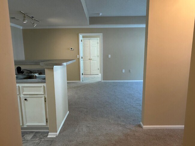 Building Photo - Two bedroom two bath second floor unit