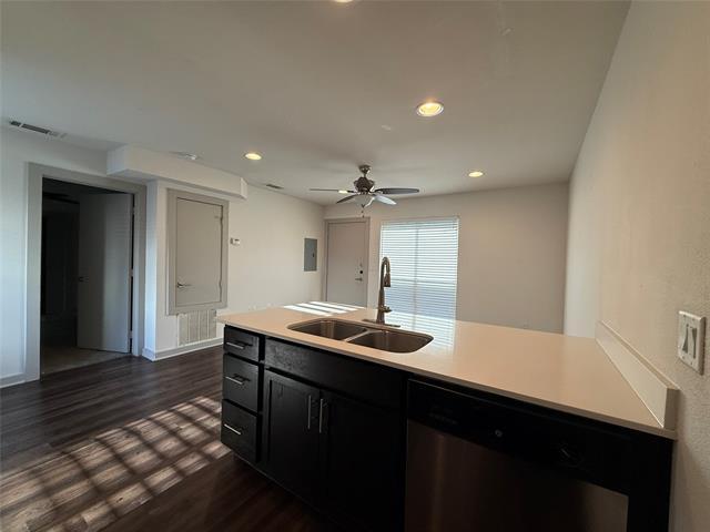 Building Photo - 2106 Bennett Ave