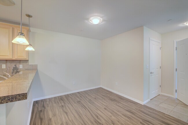 Building Photo - 11306 124th Ave NE