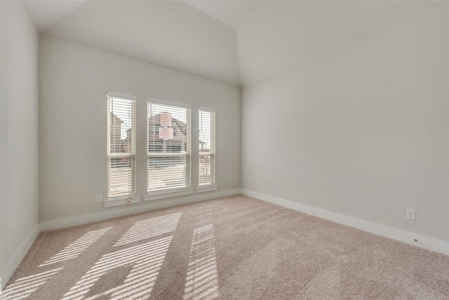 Building Photo - 1003 Rosewood St