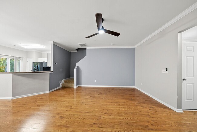 Building Photo - 8341 Hollister Hills Dr