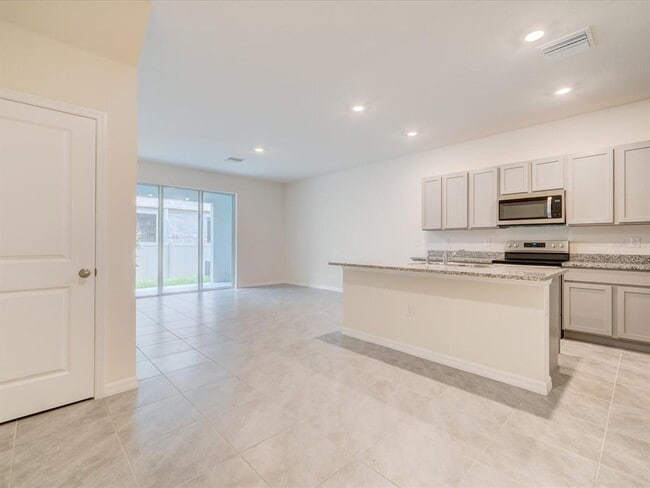 Building Photo - 2880 Beluga Bay Dr