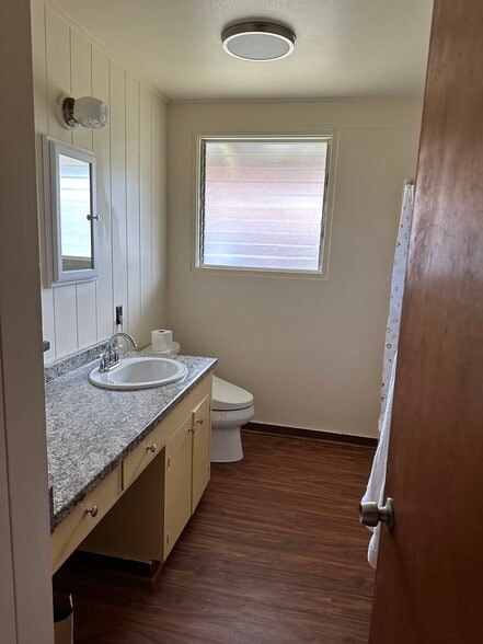 Building Photo - 373 Waiale Rd