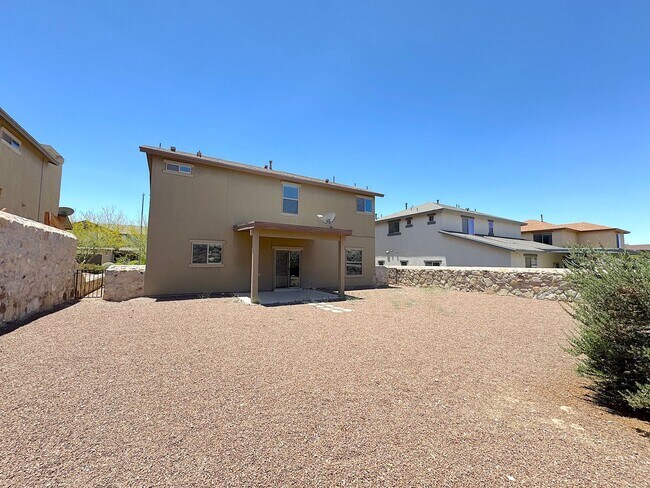 Building Photo - West El Paso 4bed/3bath + office - Refrig ...