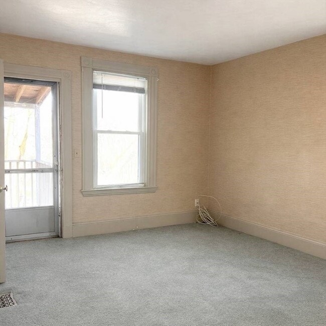 Building Photo - 95 Belgrade Ave