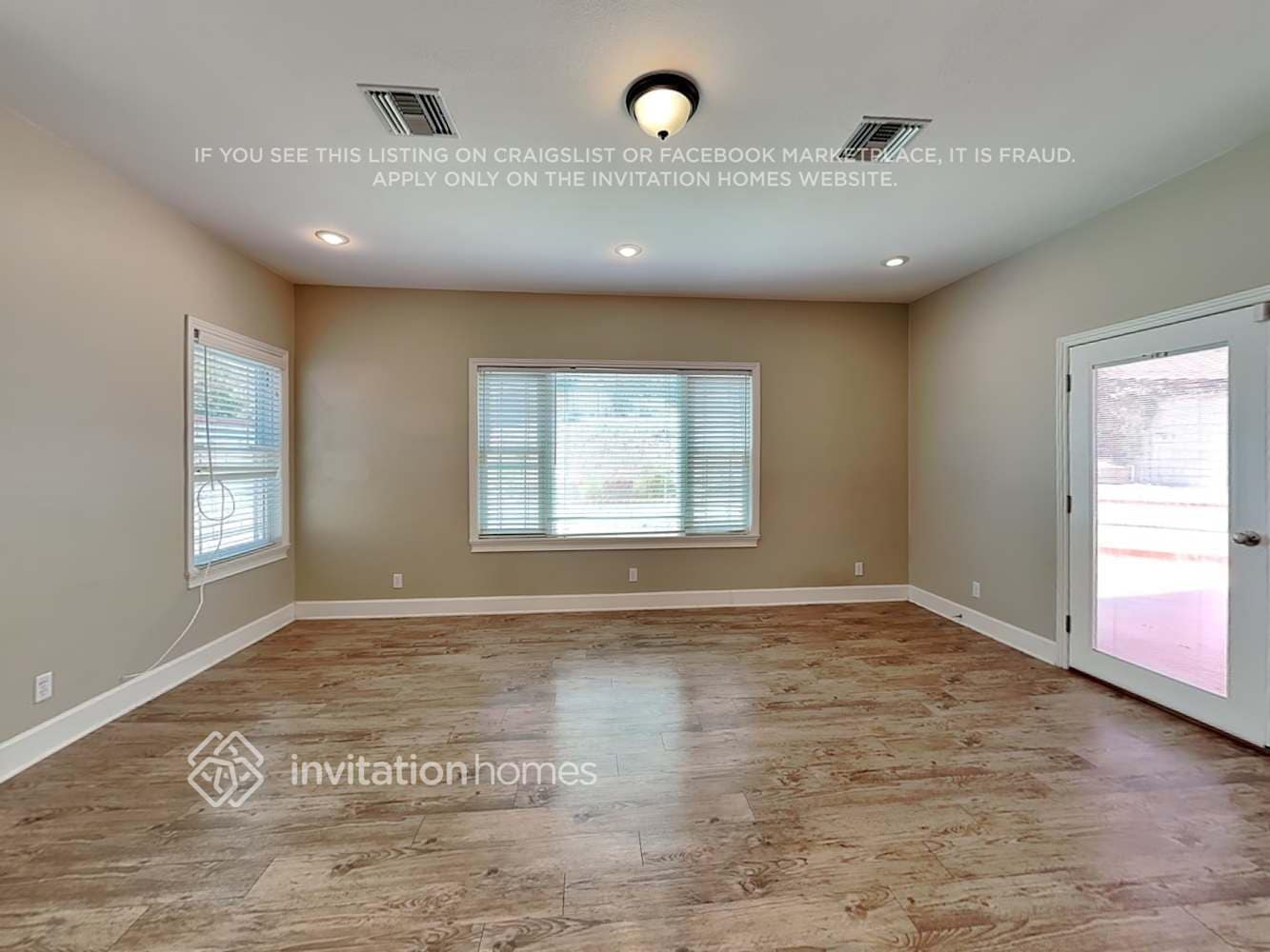 Building Photo - 22842 White Pine Pl