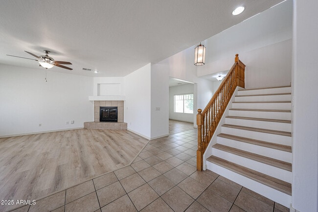 Building Photo - 17435 W Saguaro Ln