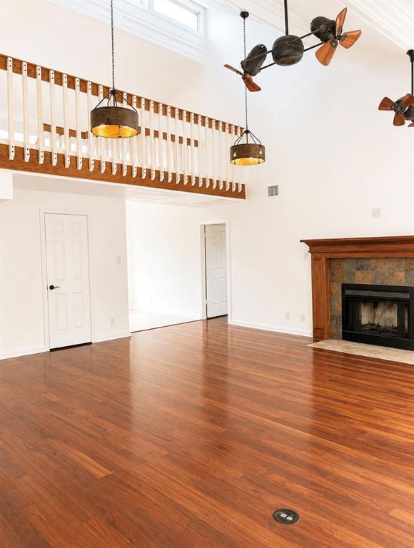 Building Photo - 302 Meadow Creek Dr