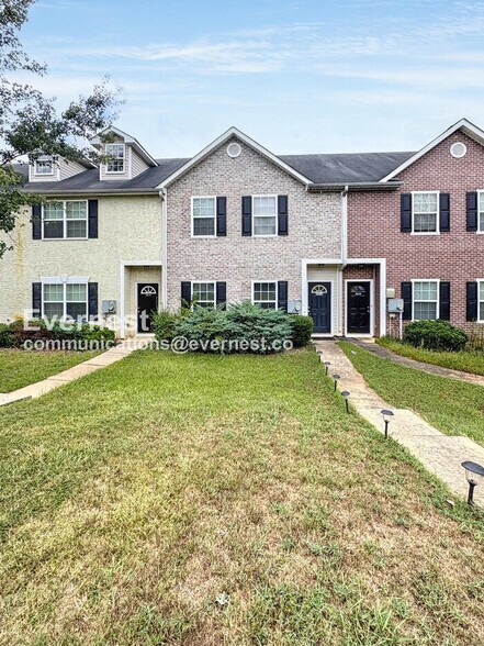 Primary Photo - 8616 Thomas Ln