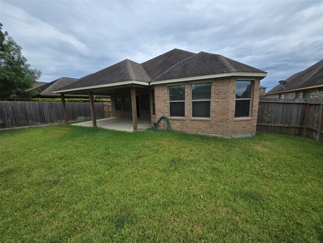 Building Photo - 26502 Green Heron Dr