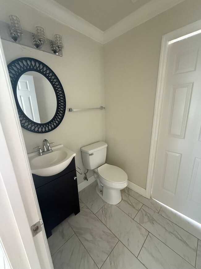 Building Photo - Beautiful Spacious 3 bed 3 bath Home in Debary