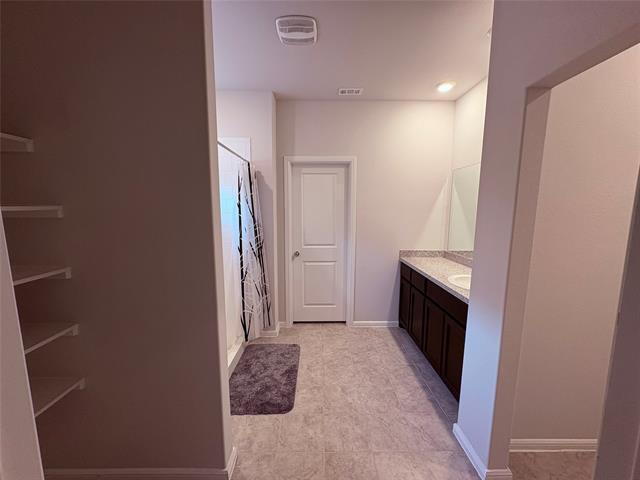 Building Photo - 16721 Porterfield Ln