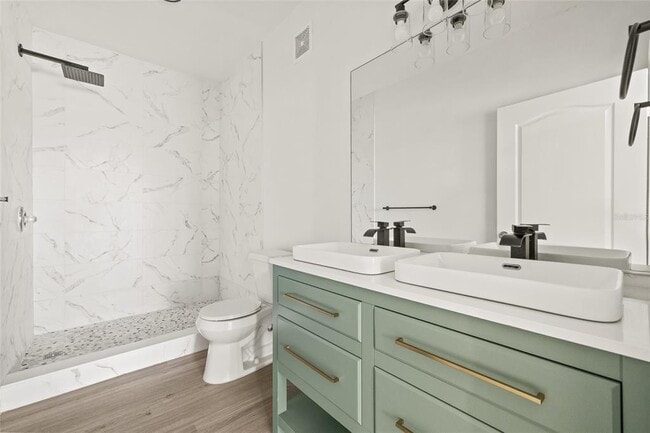 Building Photo - 18006 Villa Creek Dr