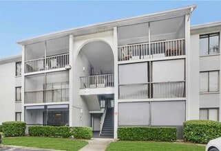 Building Photo - 1122 S Pine Ridge Cir