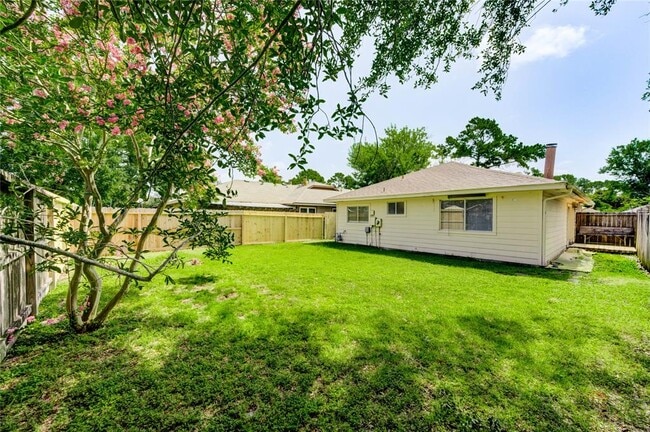 Building Photo - 5207 Beaverhill Dr
